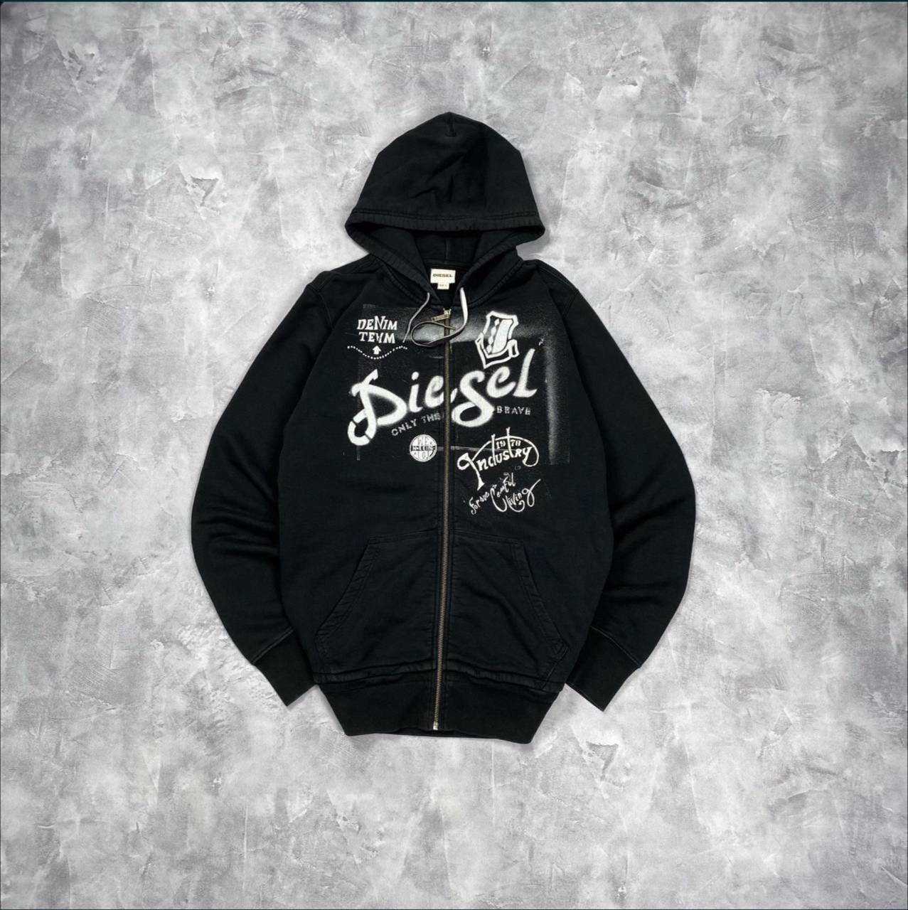 image of Avant Garde x Diesel Vintage Big Logo Zip Hoodie 00’S Y2K in Black, Men's (Size Large)