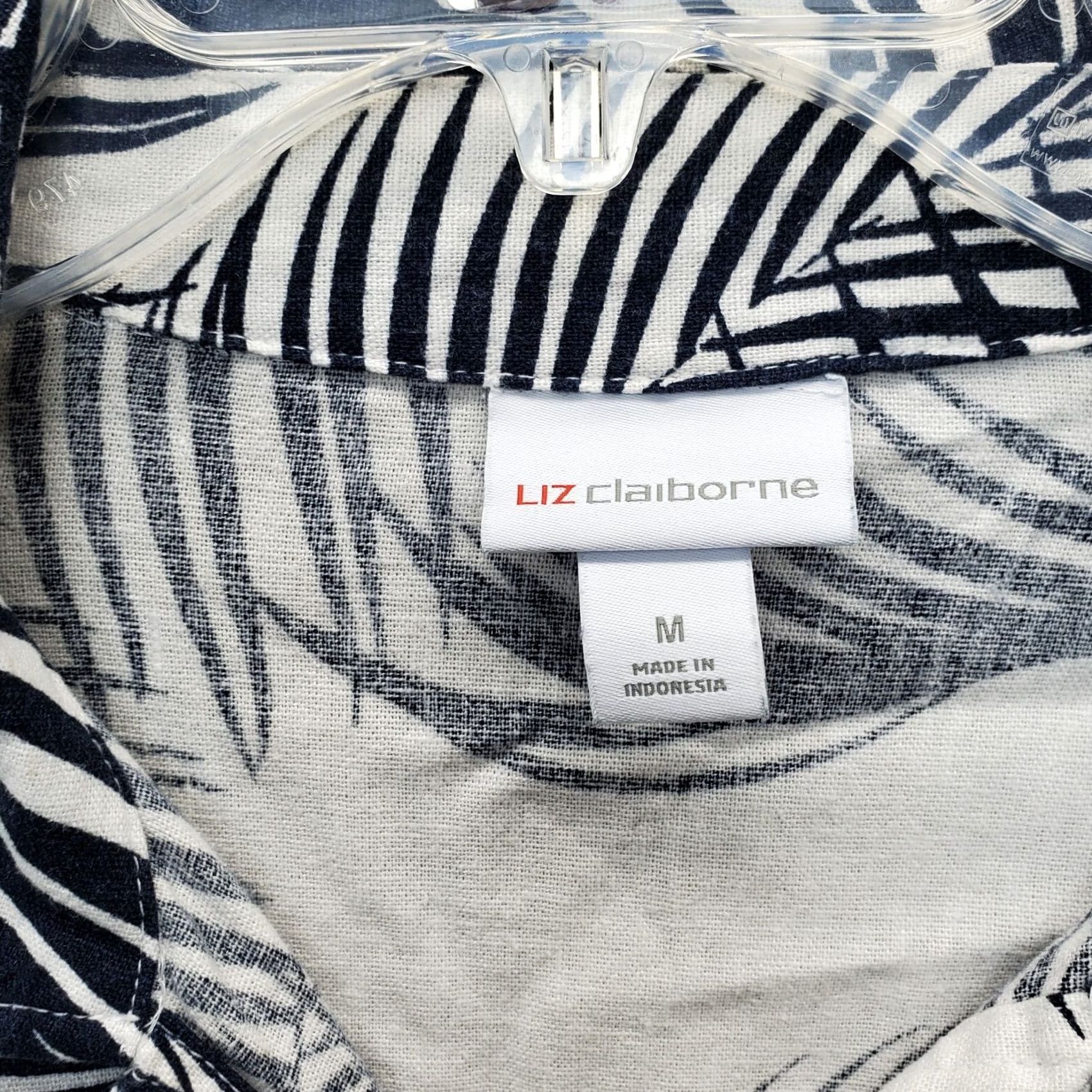 Liz Claiborne Liz Claiborne Casual Shirt Womens Medium Multi Palm Leaf Collared Button Down Size M / US 6-8 / IT 42-44 - 4 Thumbnail