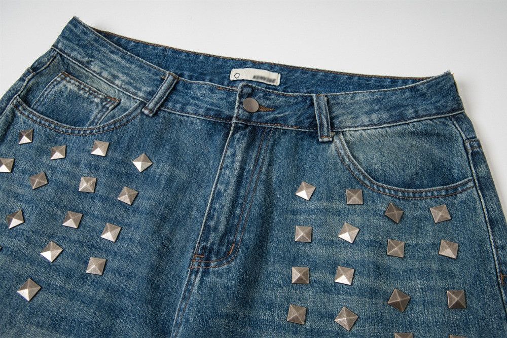 Jean Men's metal rivet washed distressed hippie trend jeans y2k Size US 32 / EU 48 - 3 Thumbnail