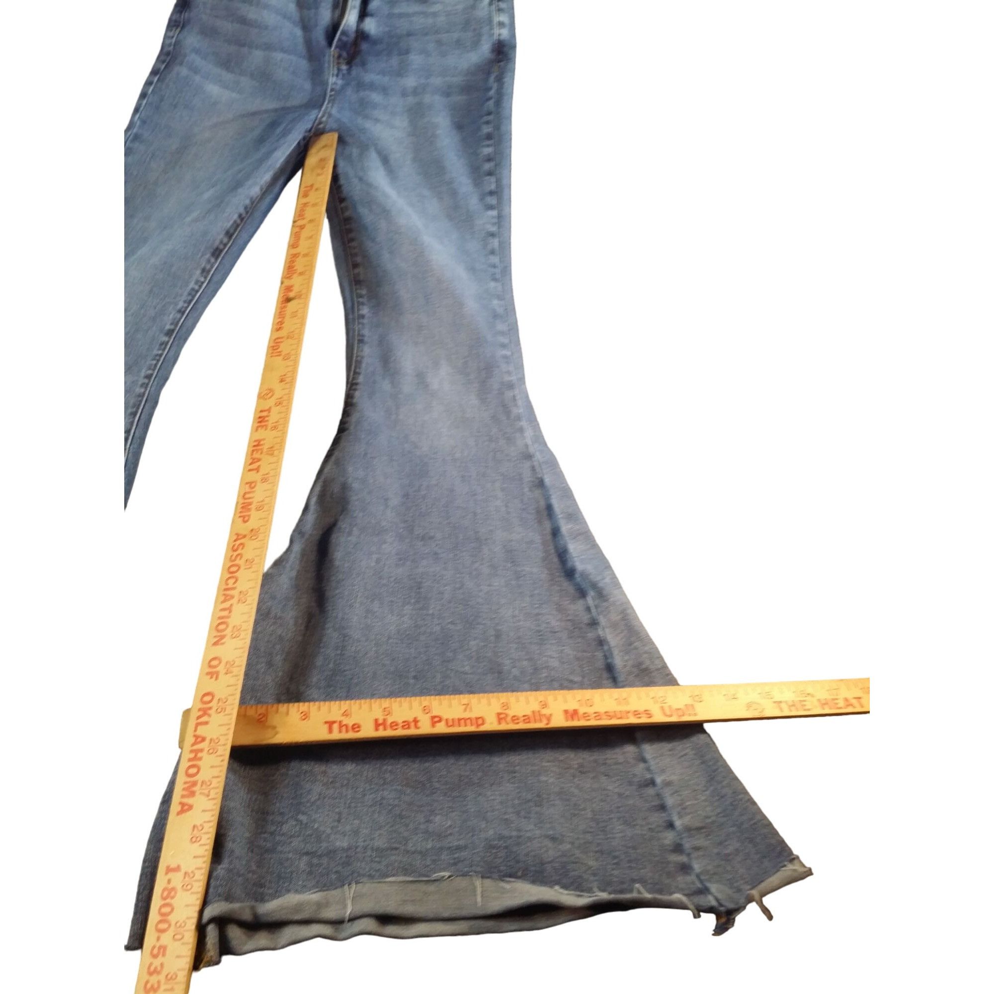 Western Rise Lucky & Blessed Flare Fit Jeans Women Sz 6 Blue Denim Everyd Size 28" / US 6 / IT 42 - 6 Thumbnail