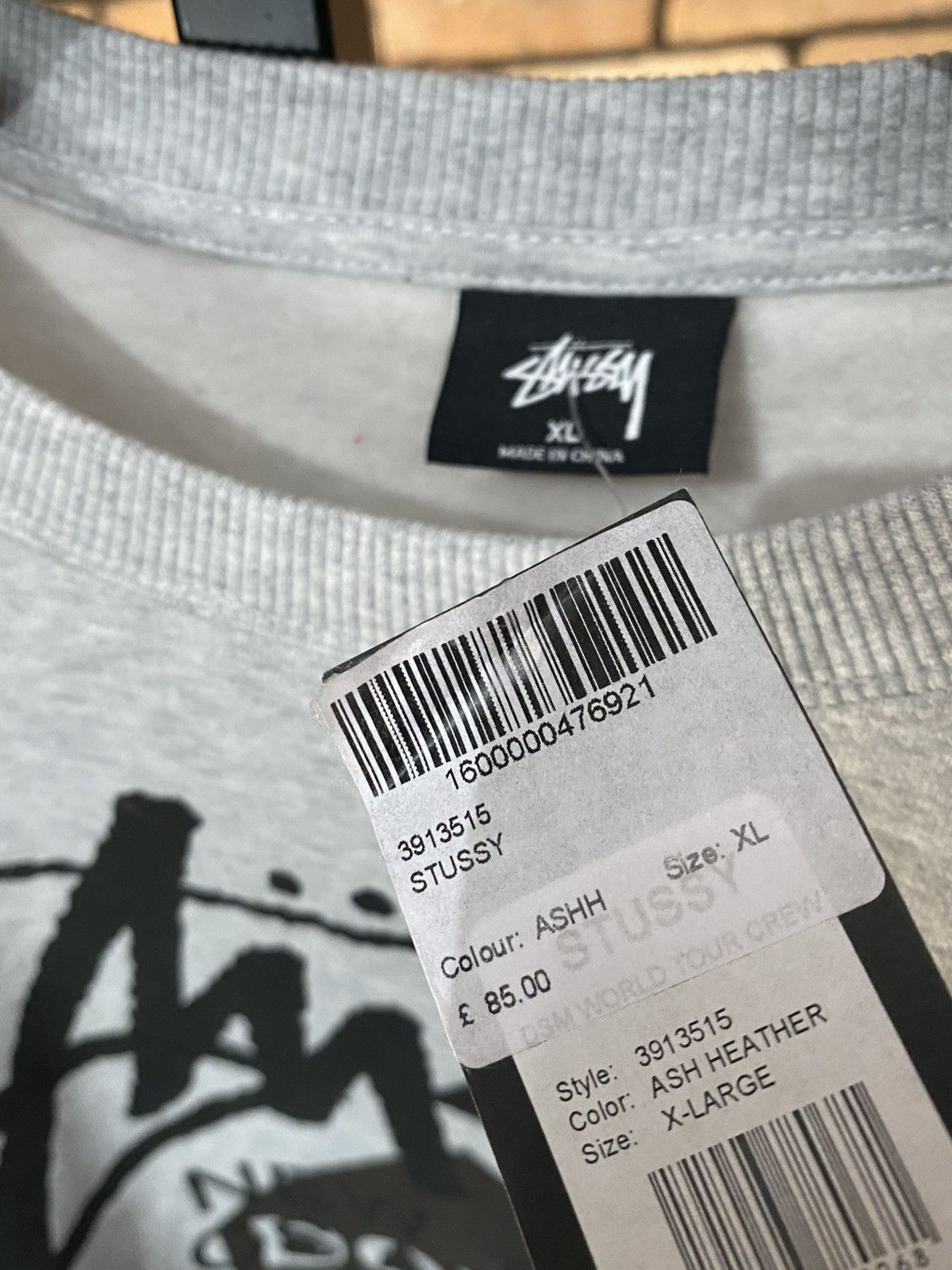Dover Street Market × Stussy $118 DSM STUSSY WORLD TOUR SWEATSHIRT CREWNECK PULLOVER GRAY Size US XL / EU 56 / 4 - 4 Thumbnail