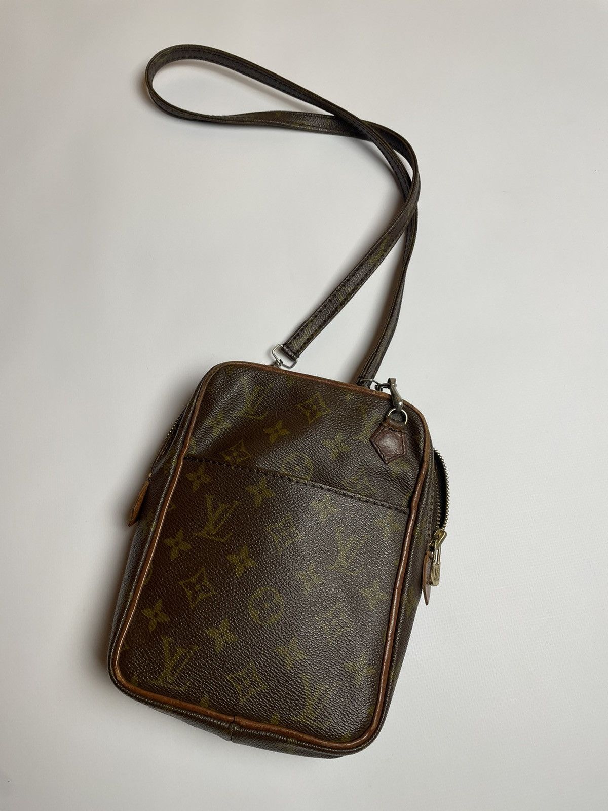 Louis Vuitton × Vintage Louis Vuitton Monogram Danube Messenger Brown Size ONE SIZE - 14 Thumbnail