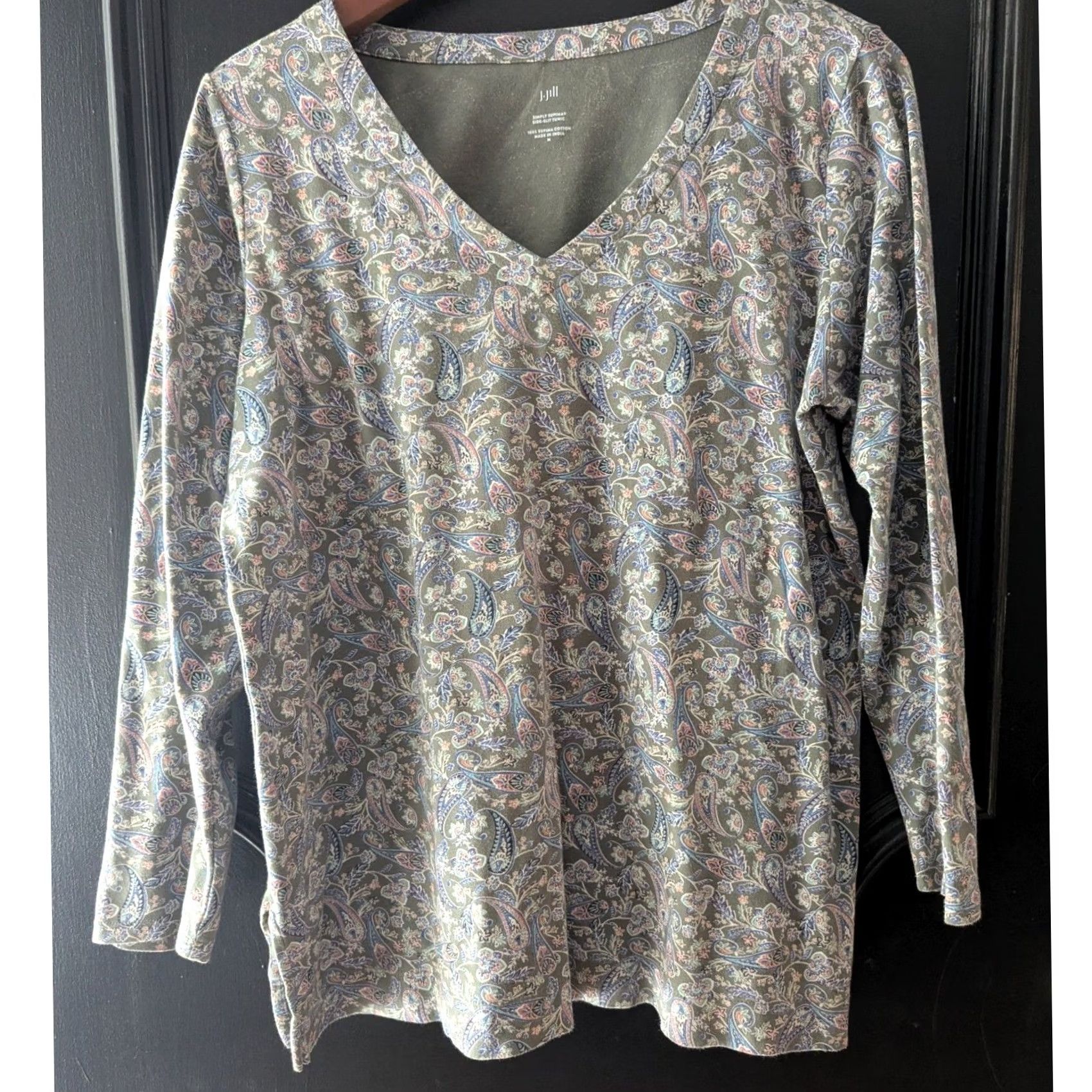 J. Jill J. Jill Simply Supima Cotton Paisley V-Neck Tunic Olive Green M Long Sleeve Womens Slit Casual Knit 100% Cotton Size M / US 6-8 / IT 42-44 - 2 Thumbnail