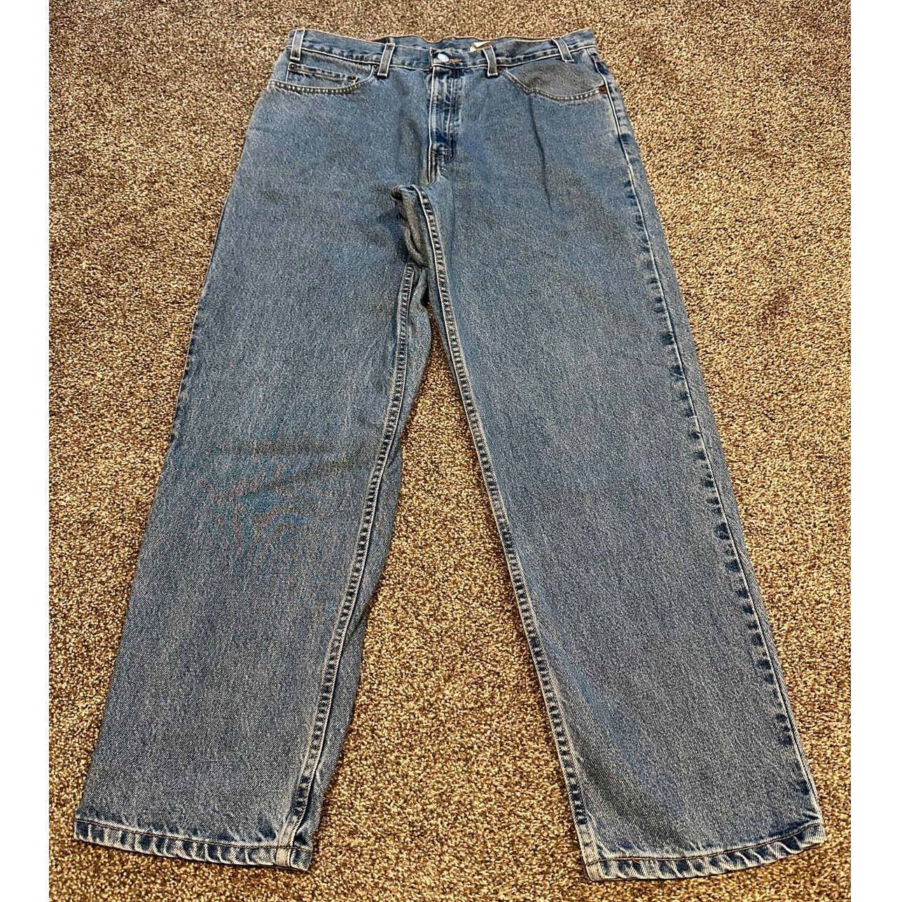 2002 Vintage Levis Relaxed Straight Leg