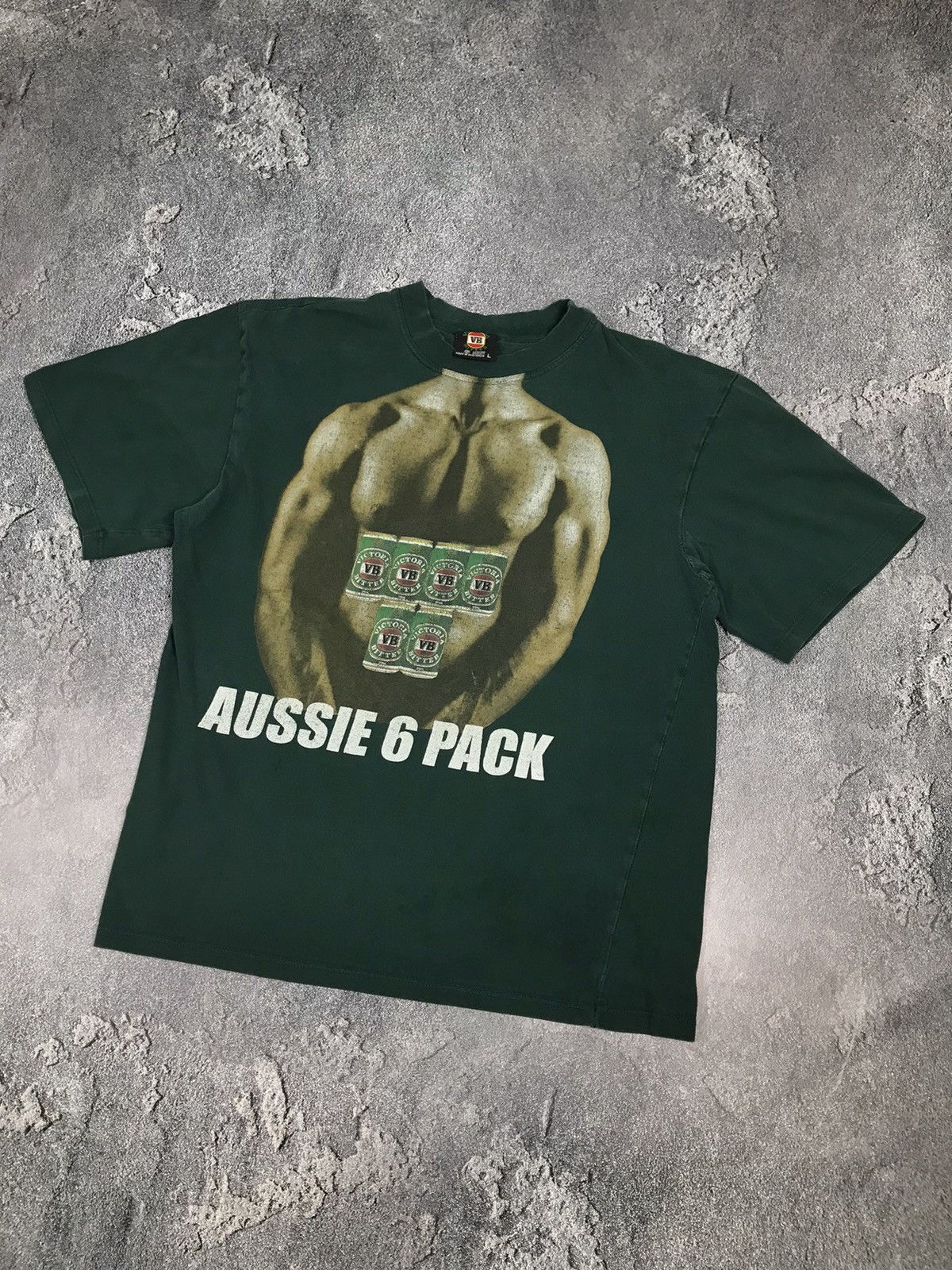 Vintage Aussie 6 Pack Victoria Bitter Vintage Printed Tshirt Size US L / EU 52-54 / 3 - 2 Thumbnail