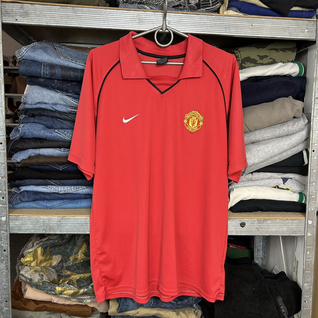 Nike Vintage Nike Manchester United 2000’s training soccer jersey Size US L / EU 52-54 / 3 - 1 Thumbnail
