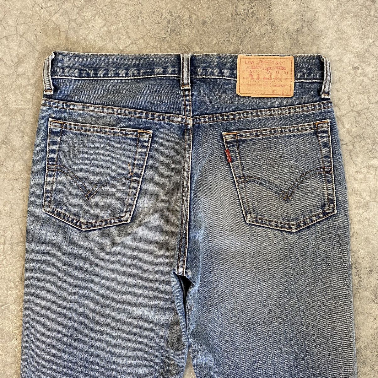Levi's Vintage Levis 517 Faded Blue Bootcut Flared Jeans Size US 30 / EU 46 - 18 Thumbnail
