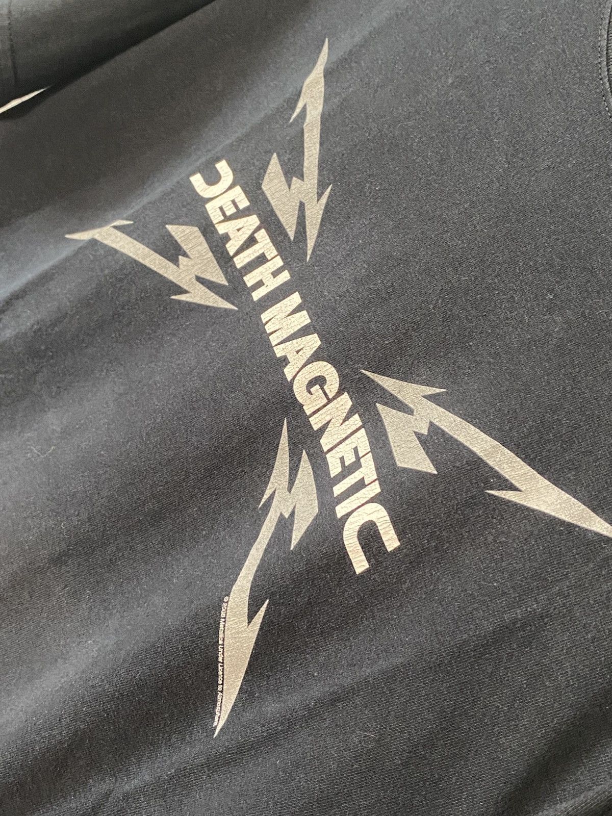 Metallica Vintage Death Magnetic Metallica Rock Band T-shirt 2008 Size US L / EU 52-54 / 3 - 3 Thumbnail
