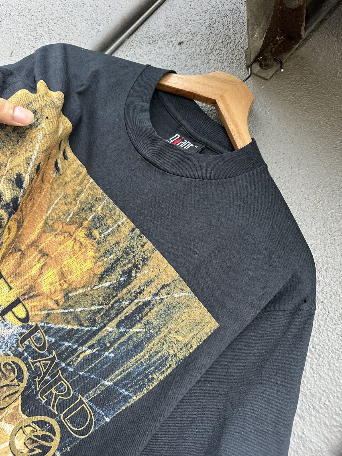 Def Leppard × Vintage Vintage 90’s Def Leppard Slang Band Rock USA Tshirt Size US M / EU 48-50 / 2 - 5 Thumbnail