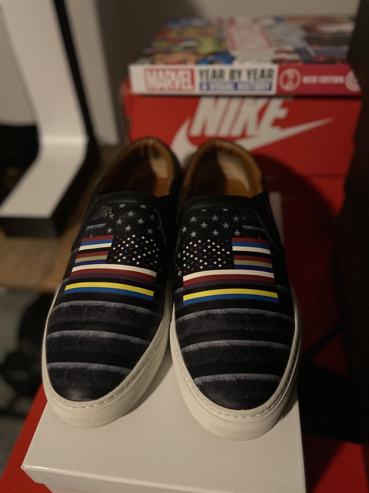 Givenchy Givenchy Flag Print Slip-On Sneakers Size US 11 / EU 44 - 2 Thumbnail