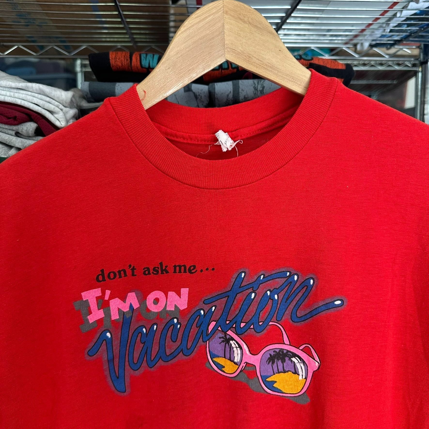 Vintage Vintage 80s Vacation Humor T-Shirt Single Stitch Red L Tropi Size US L / EU 52-54 / 3 - 3 Thumbnail
