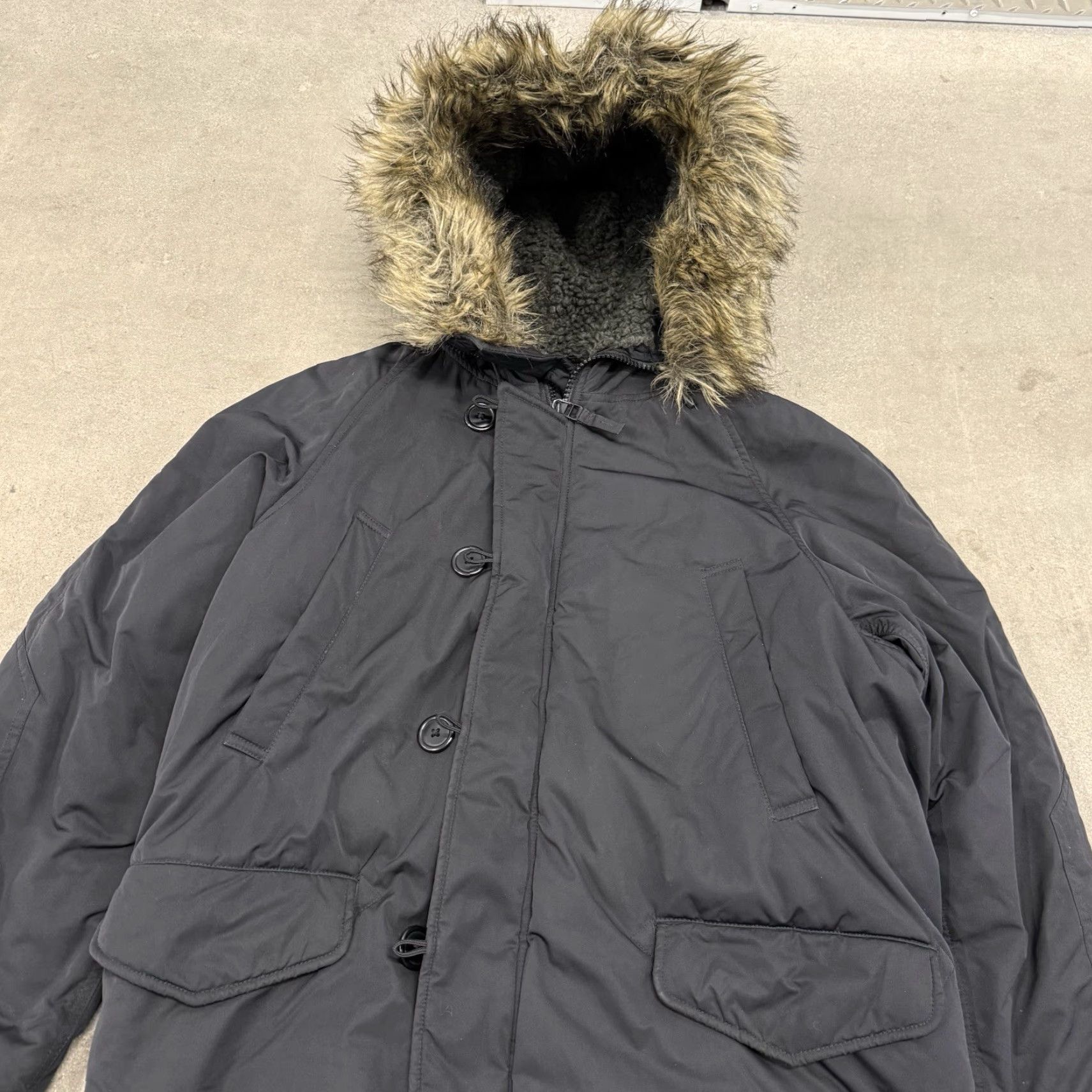 Uniqlo Men Parka Coat Hooded Down Warm Black M EUC JS Zip Stand-Up Collar Winter Casual Regular Size M Mens