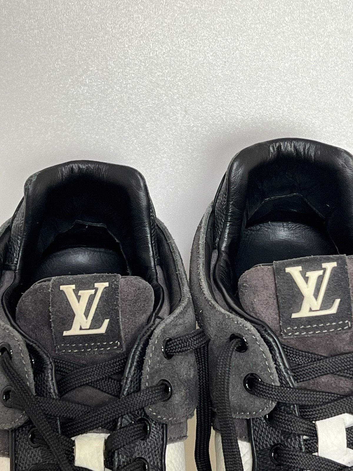 Louis Vuitton Louis Vuitton Archival Damier Leather Suede Sneakers Size US 9 / EU 42 - 19 Thumbnail