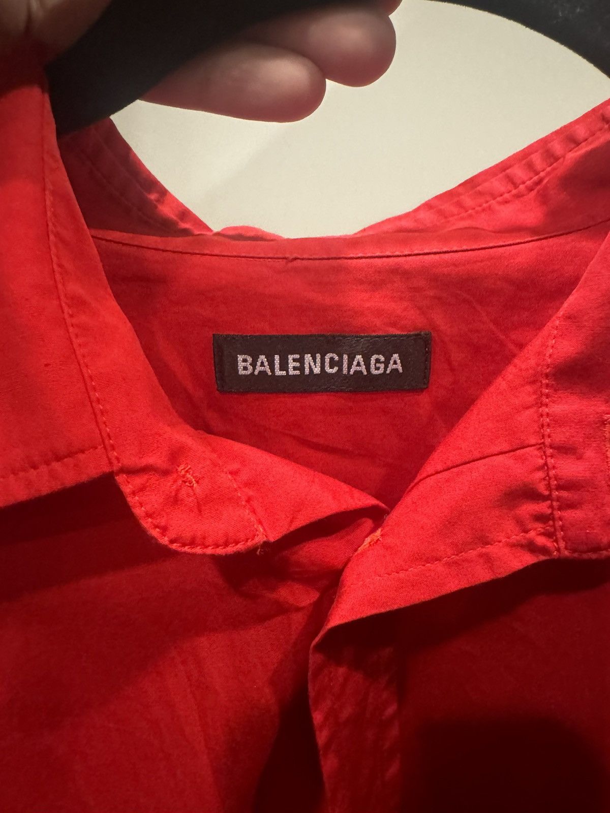 Balenciaga BALENCIAGA Back Logo Button Up Shirt Red Size US M / EU 48-50 / 2 - 4 Thumbnail