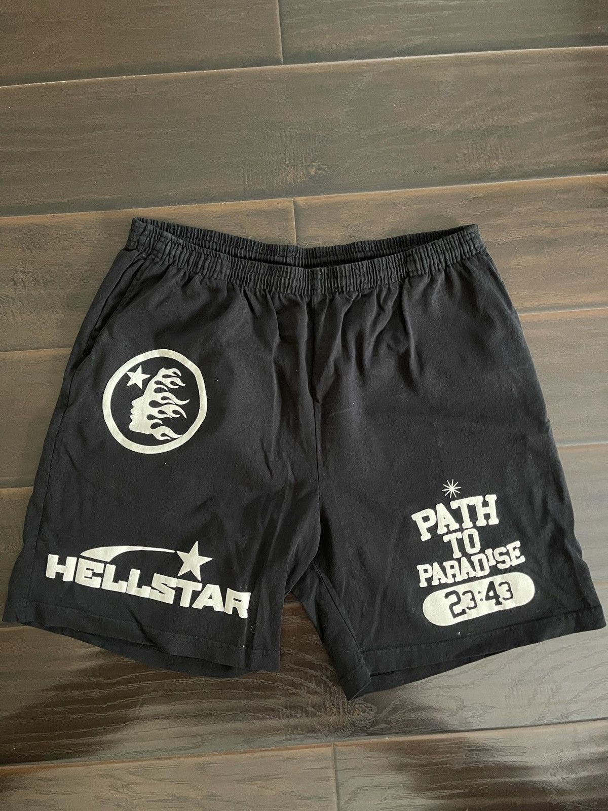 HELLSTAR HELLSTAR Path to Paradise 2021 OG Graphic Sweat Shorts