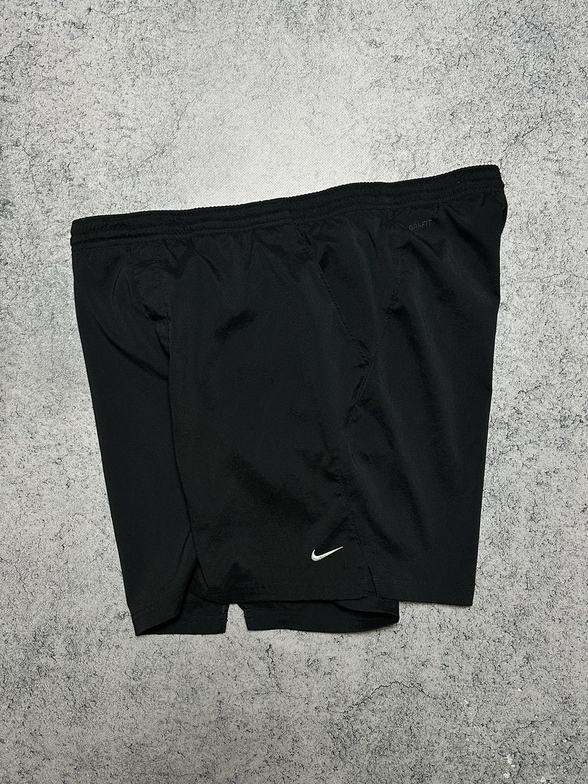 Vintage Vintage Nike Dri-Fit Swoosh Shorts Size M-L Y2K Drill Size US 34 / EU 50 - 8 Thumbnail
