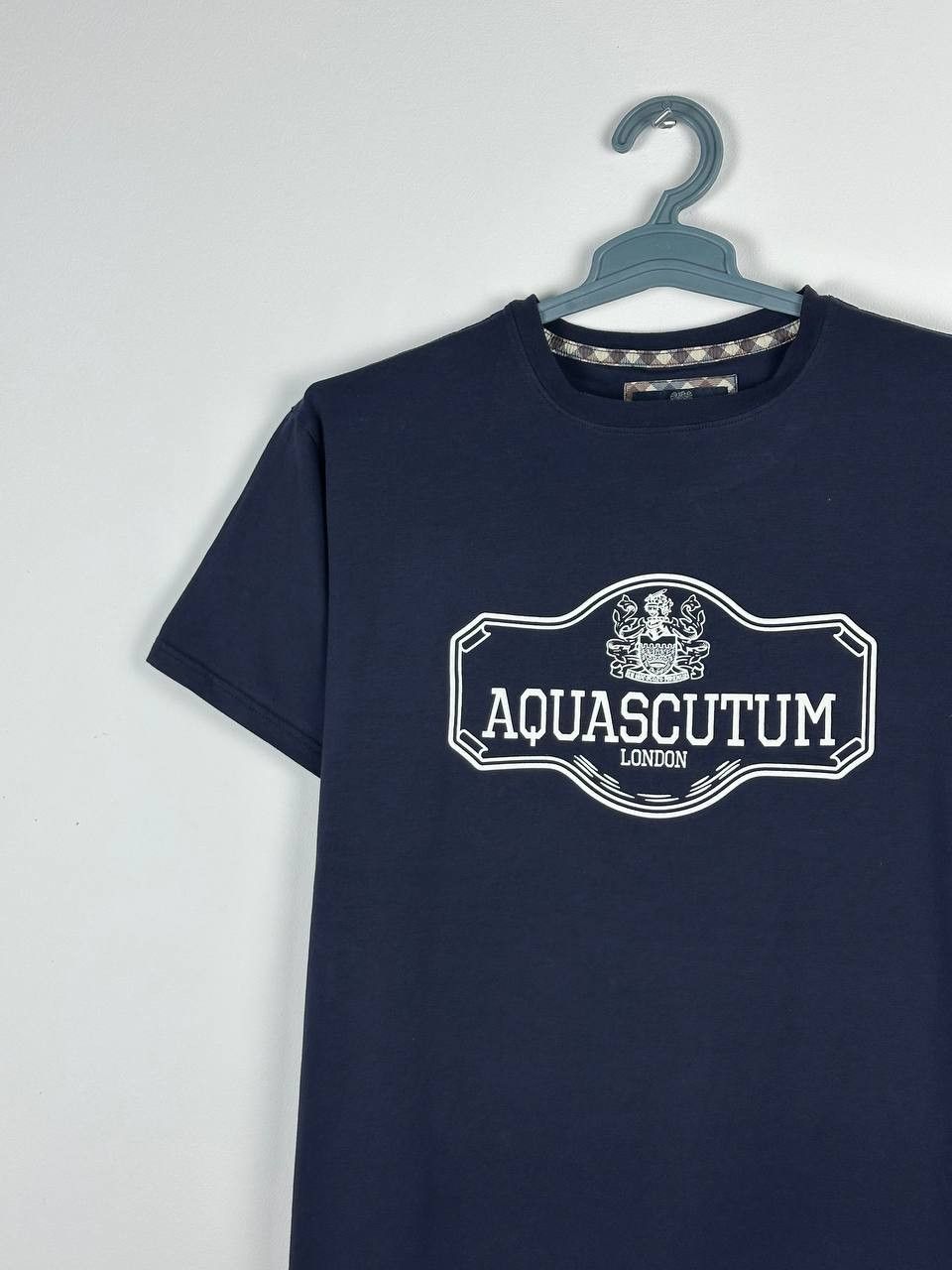 Aquascutum × Designer Aquascutum Big Logo Navy T Shirt Size US XL / EU 56 / 4 - 3 Thumbnail