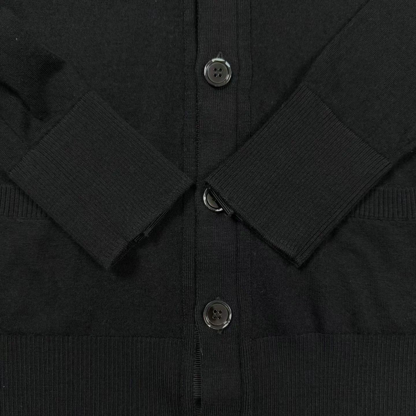 Thom Browne Thom Browne TB Black Wool Striped V-Neck Cardigan Size US XS / EU 42 / 0 - 3 Thumbnail