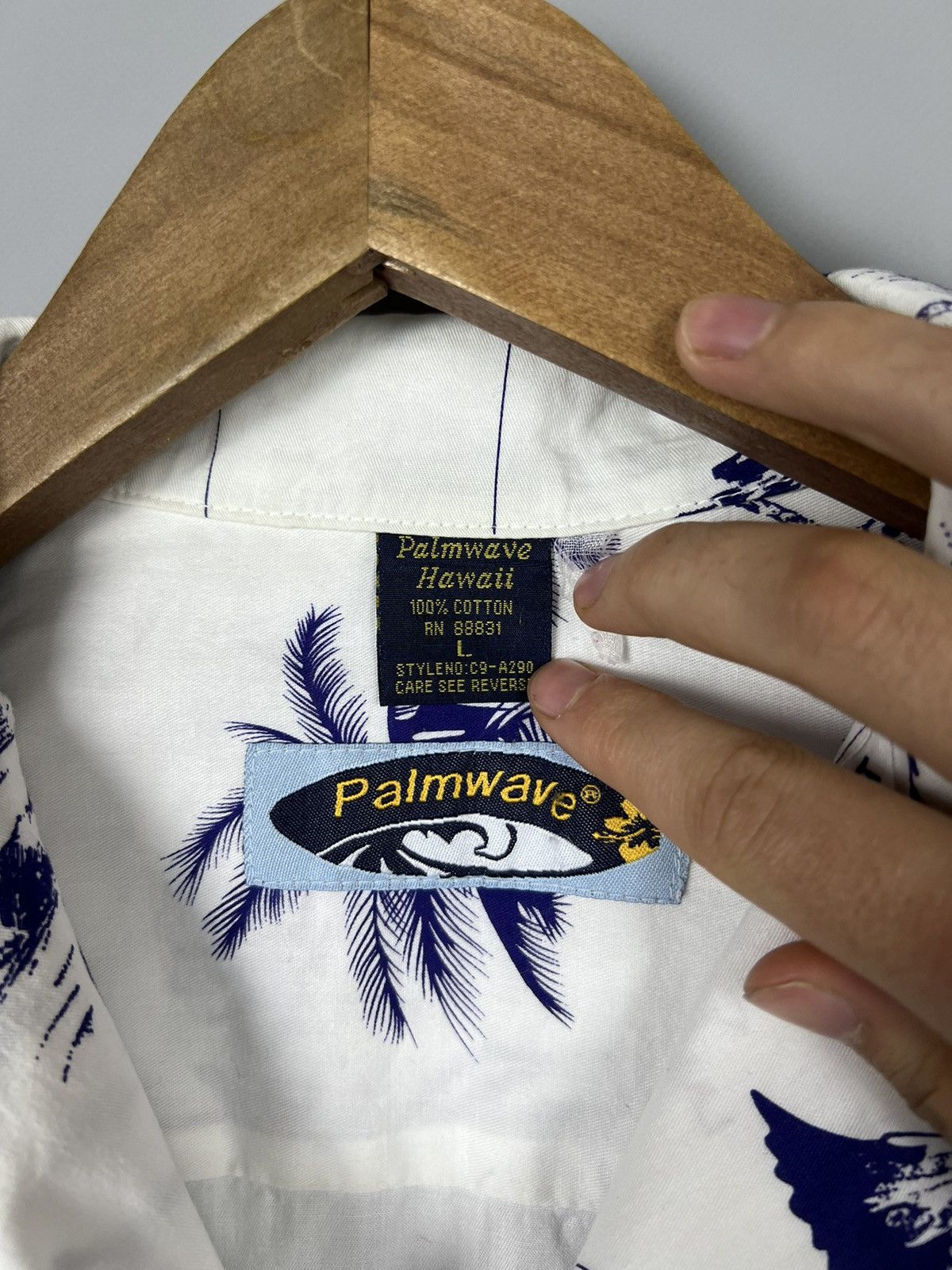 Vintage (L) Palm Wave Hawaiian Print Button Up Shirt Size US L / EU 52-54 / 3 - 4 Thumbnail