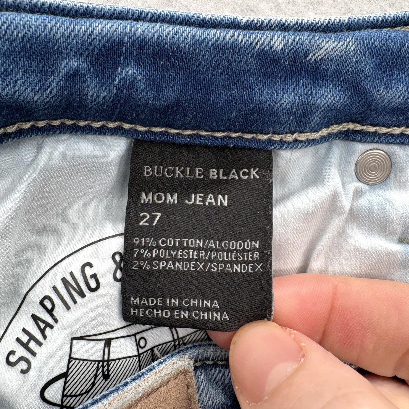 Buckle Black Buckle Black Jeans Womens 27 Light Wash Distressed Mom Jean High Rise Grunge Y2K Size 27" / US 4 / IT 40 - 6 Thumbnail