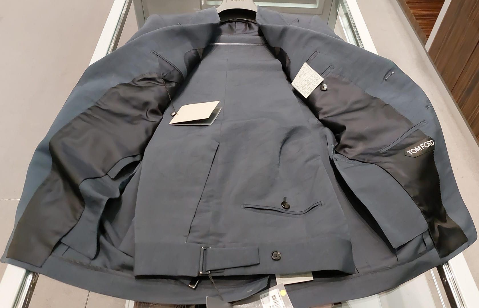 Tom Ford o1loc1c0724 Suit in Grey Size US S / EU 44-46 / 1 - 3 Thumbnail