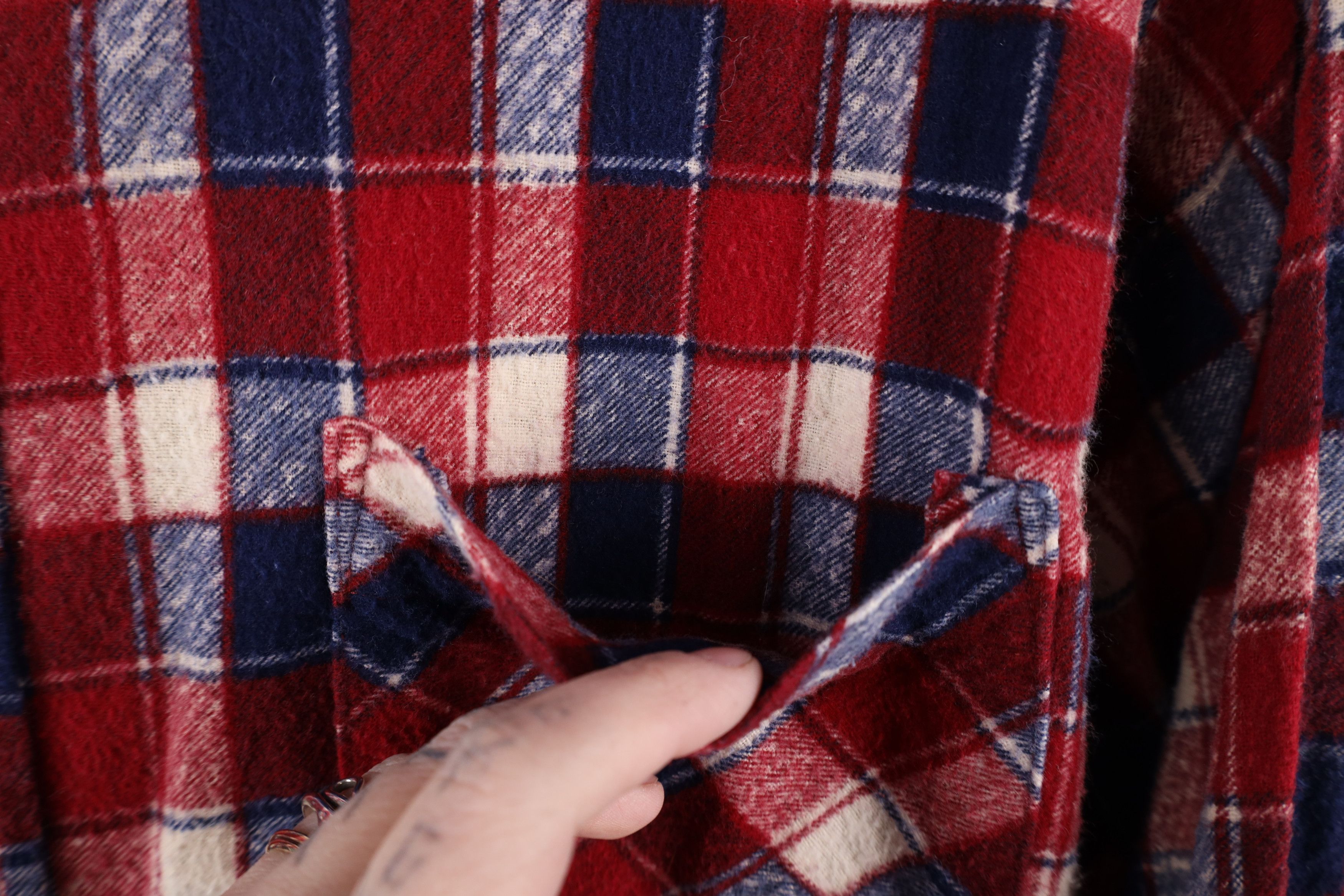Vintage Vintage 70s Streetwear Collared Button Shirt Red Plaid Size US L / EU 52-54 / 3 - 7 Thumbnail