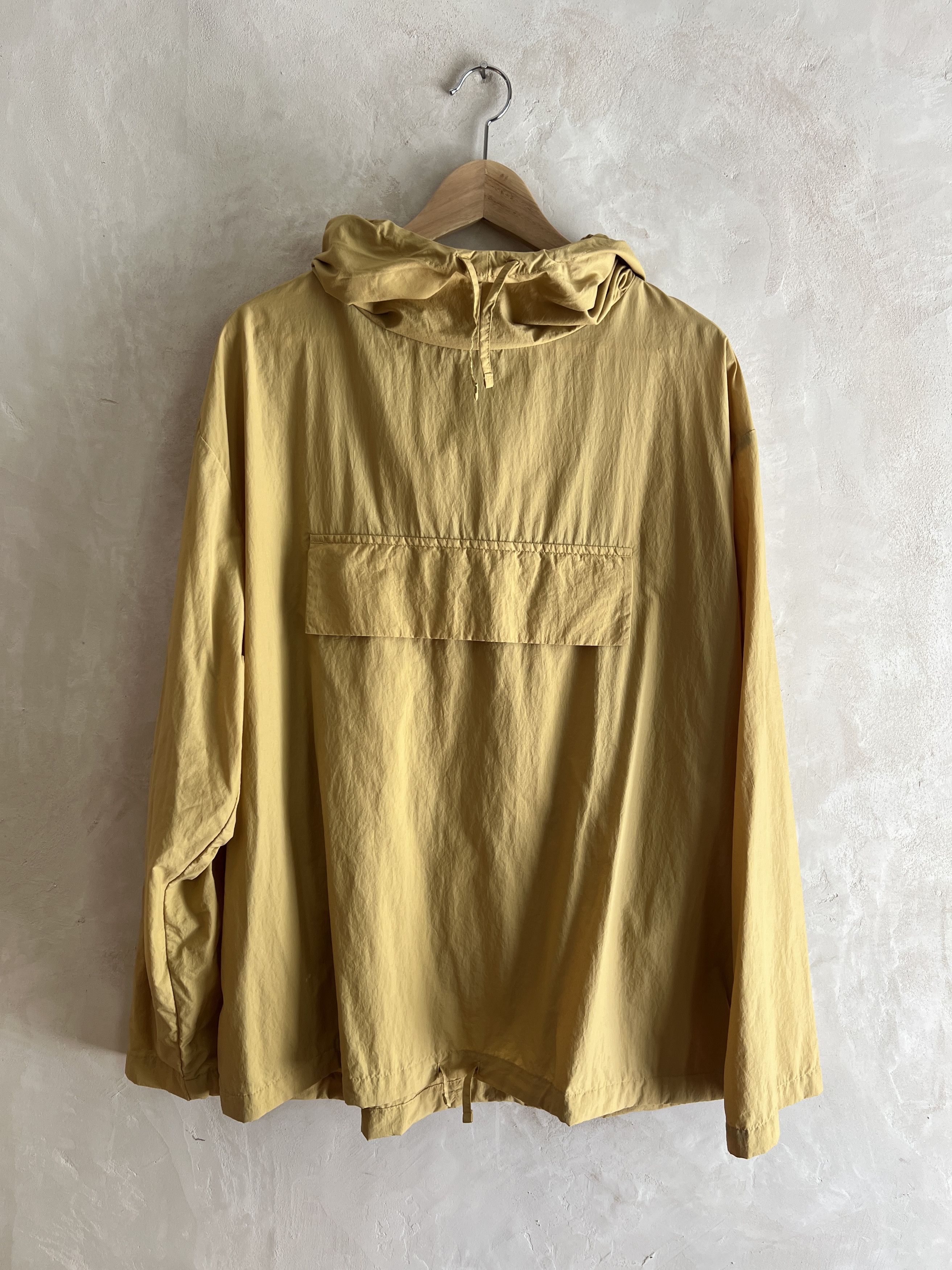 Descente Descente Anorak (by Auralee's Ryota Iwai) in Harvest Gold Size US L / EU 52-54 / 3 - 1 Thumbnail