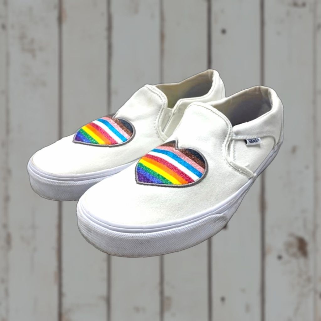 Vans Vans Asher Pride Womens Size 9.5 Rainbow Glitter Heart Slip On Low Top Sneakers Size M / US 6-8 / IT 42-44 - 1 Thumbnail
