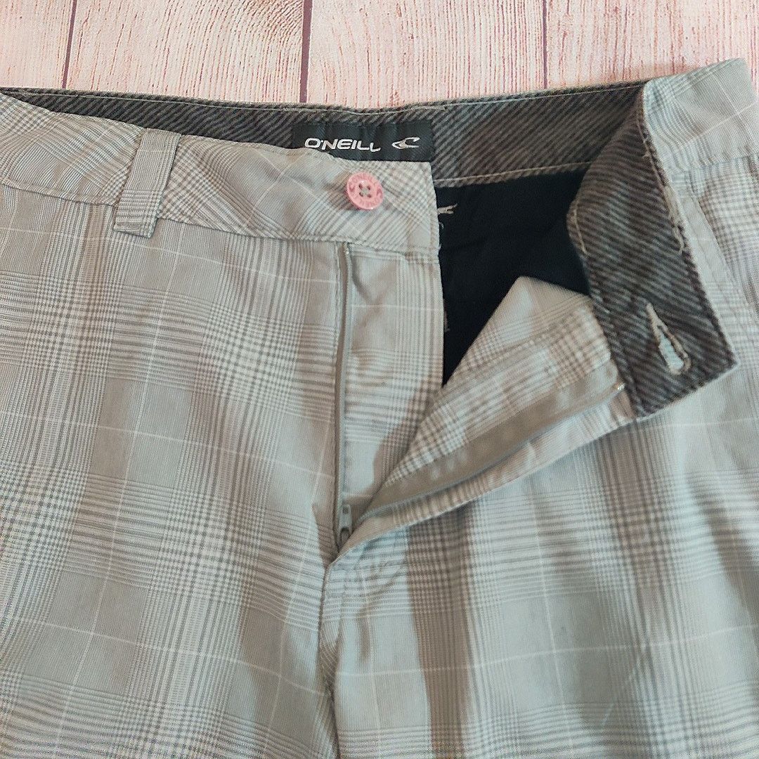 O'Neill O'Neill plaid flat front chino shorts sz 30 Size US 30 / EU 46 - 4 Thumbnail