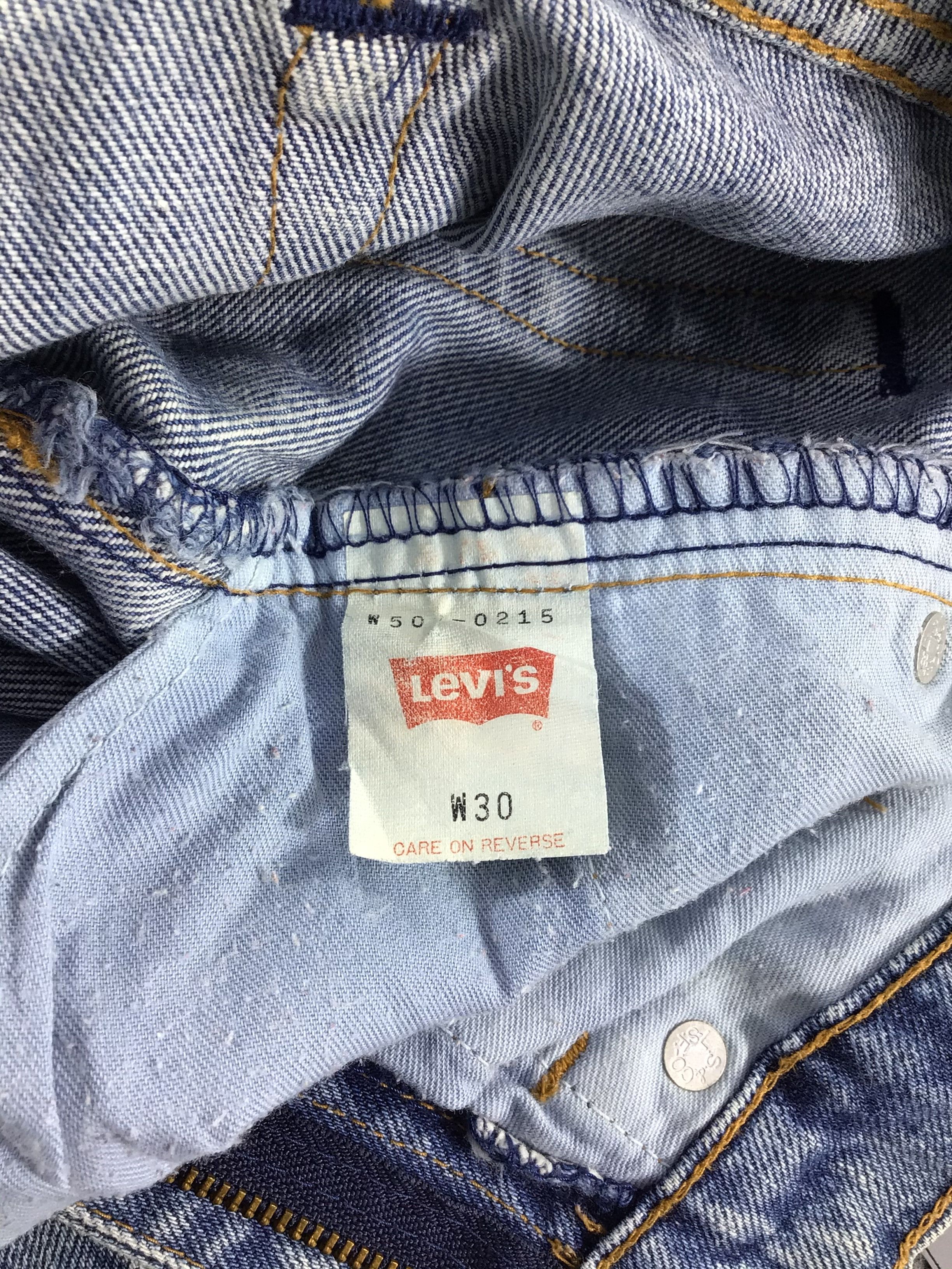 Levi's Vintage 90s Levis 509 Jeans Medium Wash Denim KJ073 Size US 27 - 9 Thumbnail