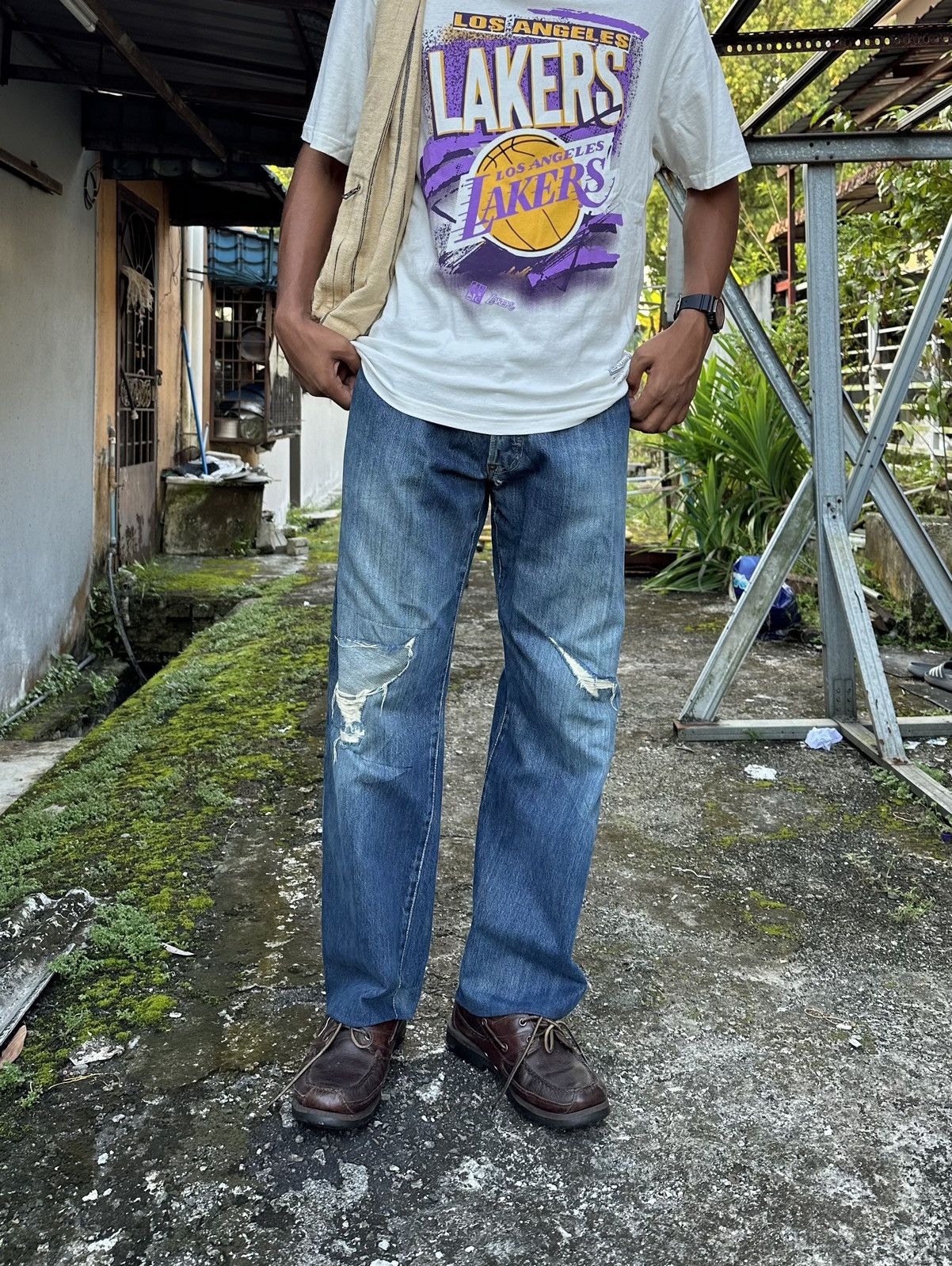 Studio D'Artisan 👹Vintage Studio’D Artisan Distressed Bootcut Jeans Size US 32 / EU 48 - 3 Thumbnail