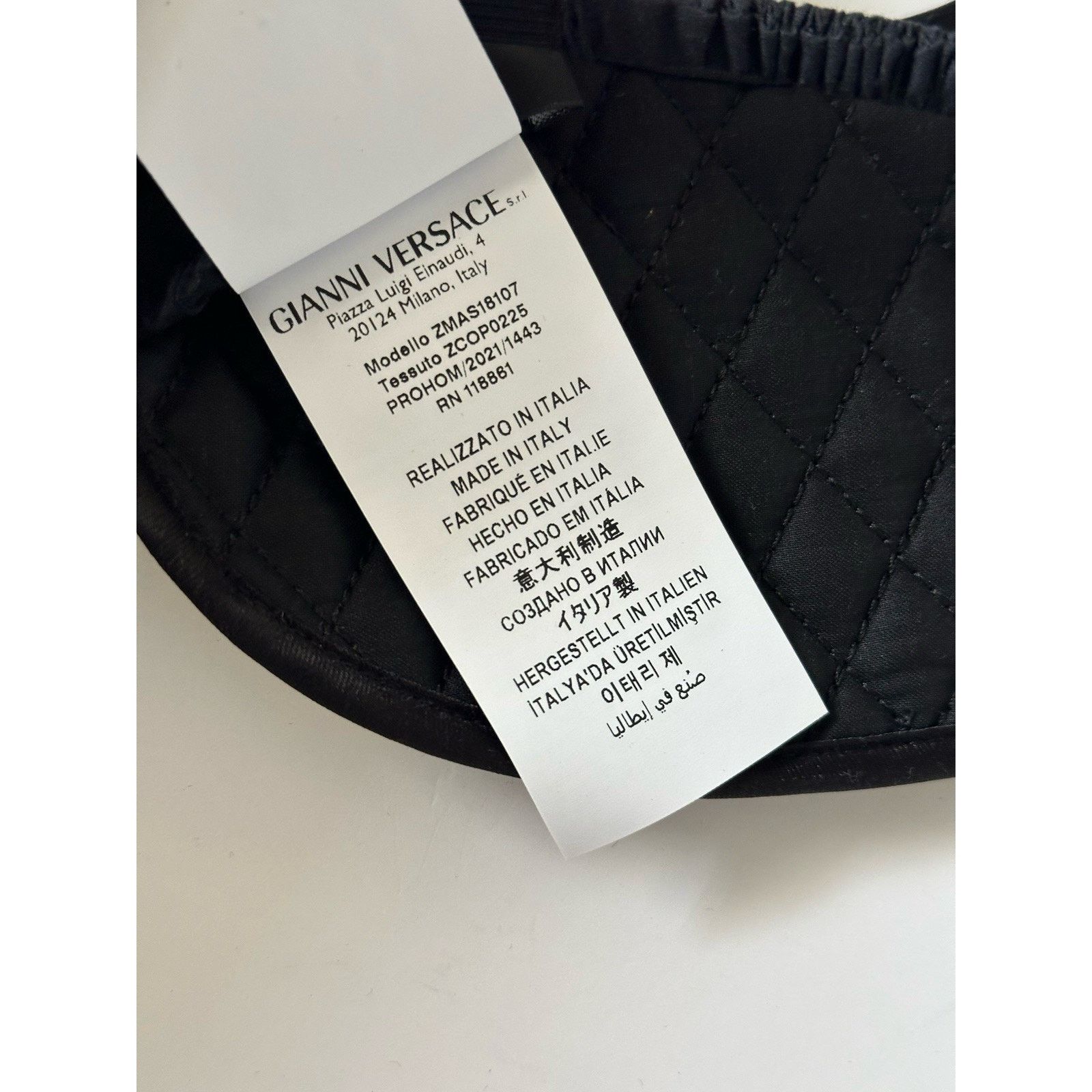 Versace Versace Black Gold Medusa Allover Print Sleep Mask ZMAS18107 Size ONE SIZE - 9 Thumbnail