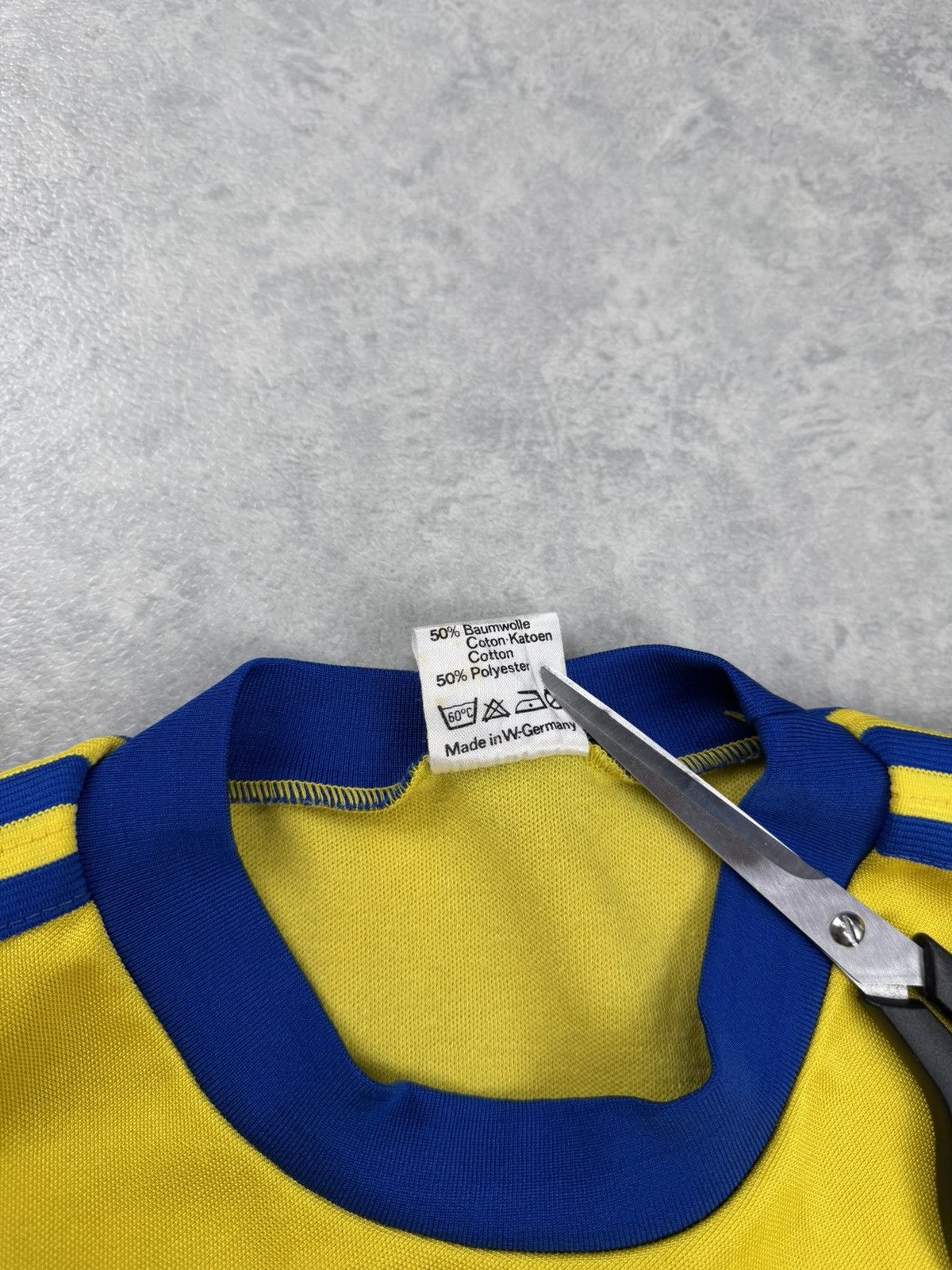 Adidas Adidas Vintage 1970s Soccer Jersey Made in West Germany Size US L / EU 52-54 / 3 - 9 Thumbnail