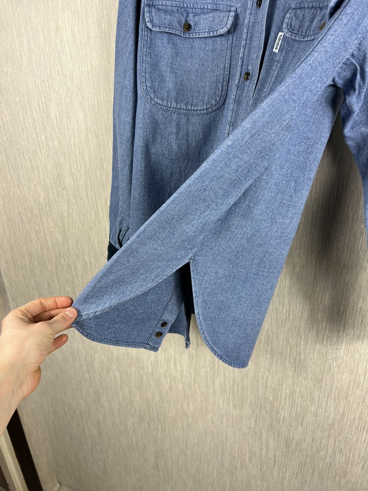 Valentino Vintage 90s Valentino Garavani classic pocket flannel shirt Size M / US 6-8 / IT 42-44 - 15 Thumbnail