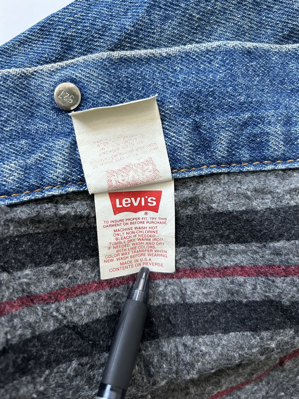 LVC × Levi's VINTAGE 90s LEVI’s BLANKET LINED DENIM TRUCKER JACKET Size US L / EU 52-54 / 3 - 9 Thumbnail