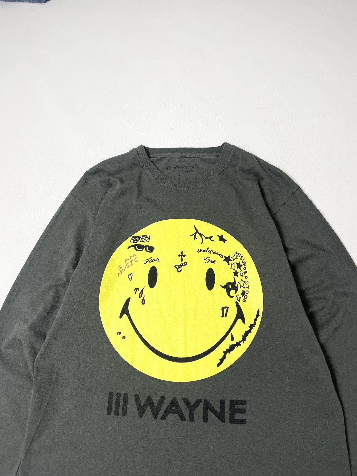 Lil Wayne Lil Wayne 🙂 tattooed smile emoji longsleeve tee shirt Size US S / EU 44-46 / 1 - 2 Thumbnail