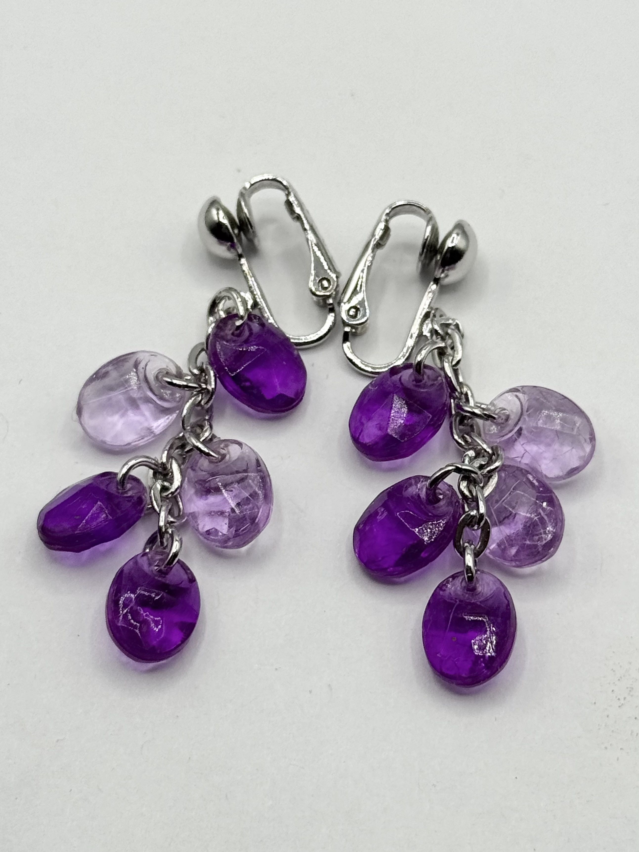 Other Vintage Sarah Coventry purple acrylic crystal dangle drop ea Size ONE SIZE - 2 Thumbnail