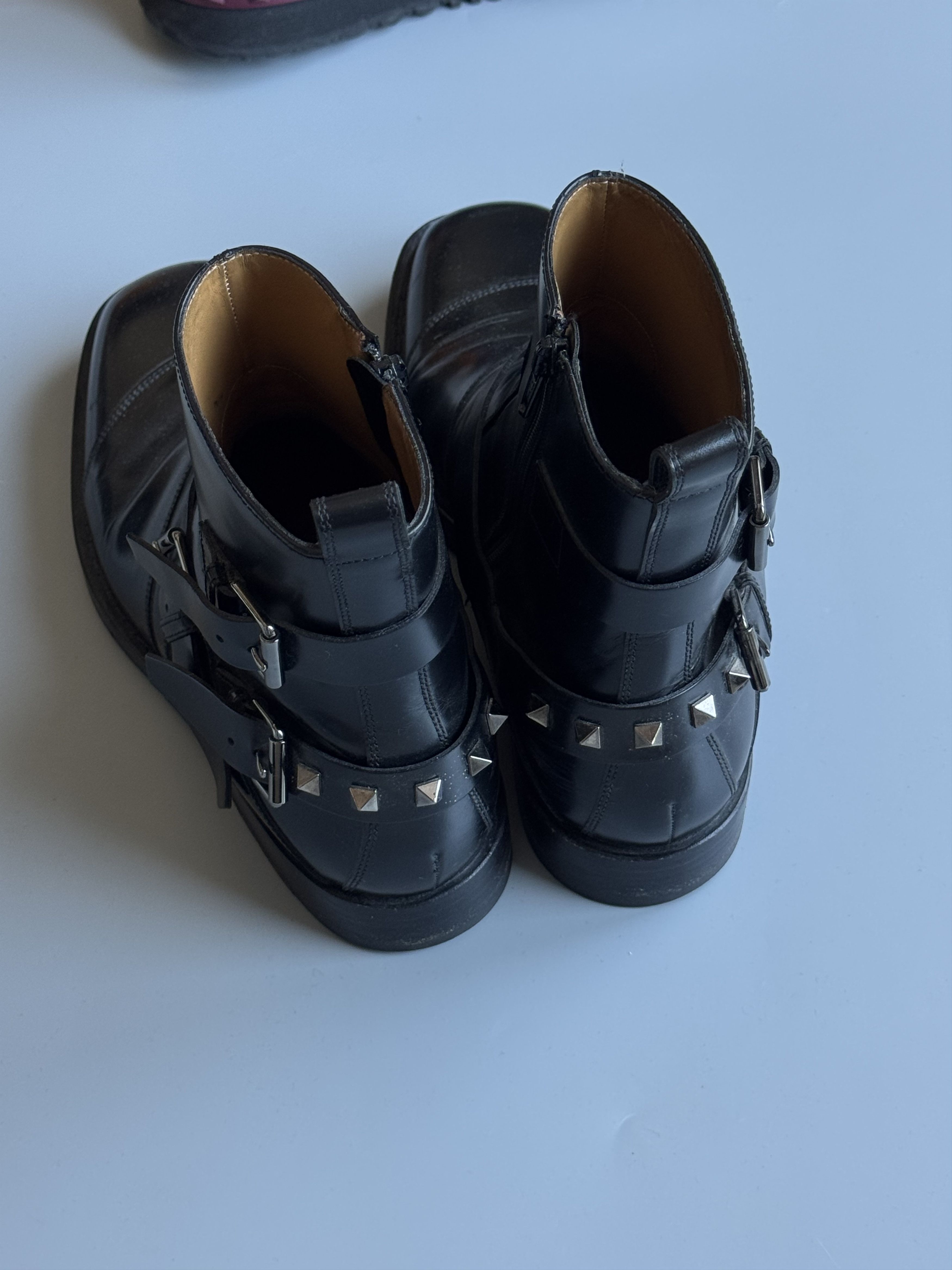 Valentino Valentino Ankle boots Size US 6 / EU 39 - 3 Thumbnail