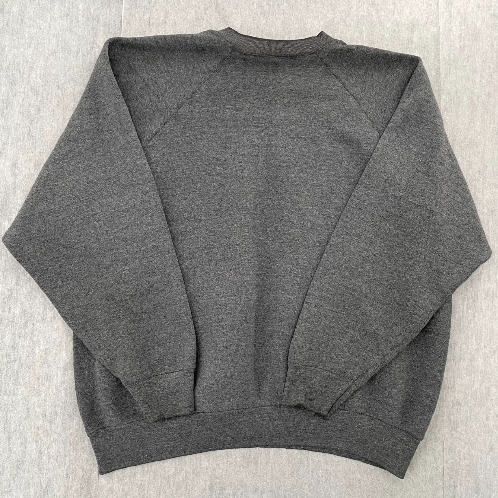 Fruit Of The Loom VINTAGE Nike Sweatshirt Pullover Crewneck Adult Large Gray Graphic Print 90s Sports Fleece Unisex Size US L / EU 52-54 / 3 - 2 Thumbnail