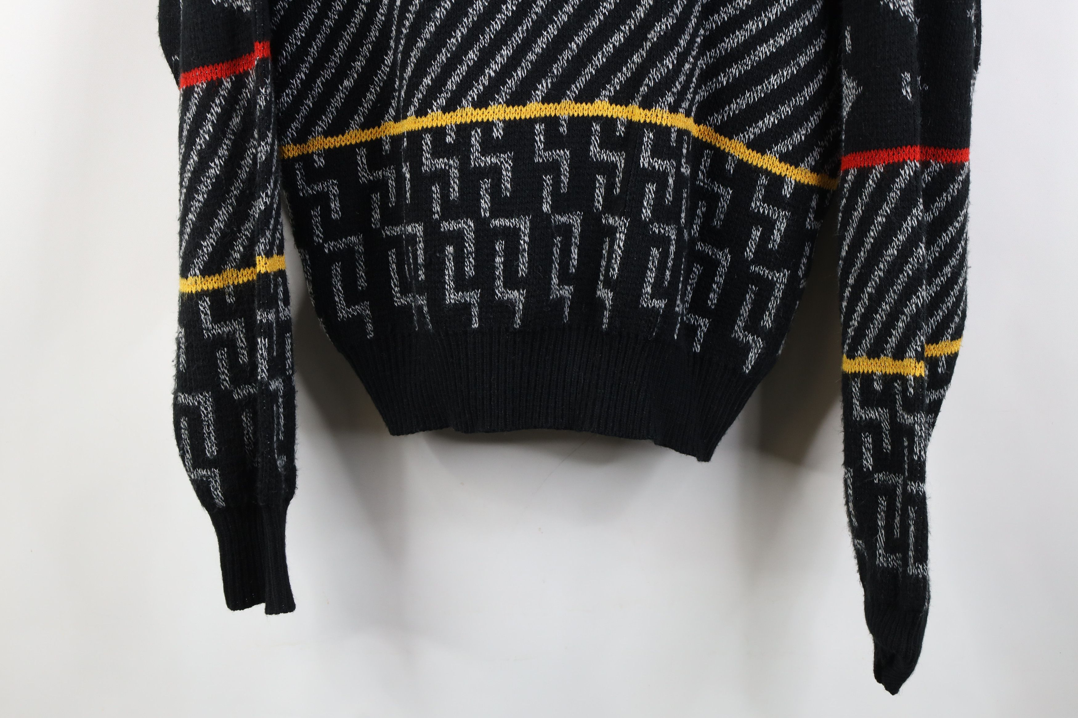 Playboy Vintage 80s 90s Playboy Style Ed Bassmaster Knit Sweater USA Size US M / EU 48-50 / 2 - 3 Thumbnail