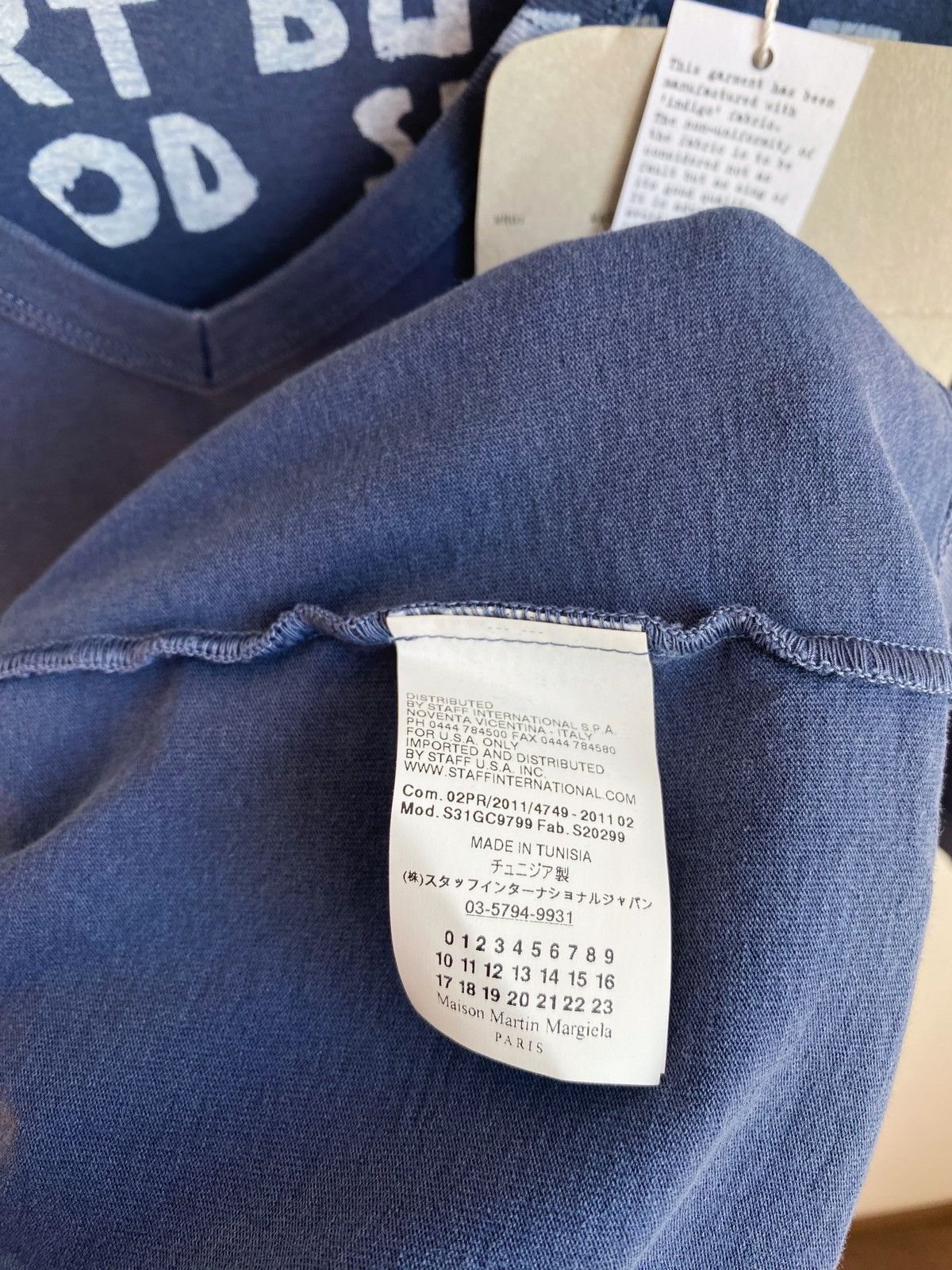 Maison Margiela MAISON MARTIN MARGIELA AIDS garment dyed v- neck t-shirt Size US L / EU 52-54 / 3 - 16 Thumbnail