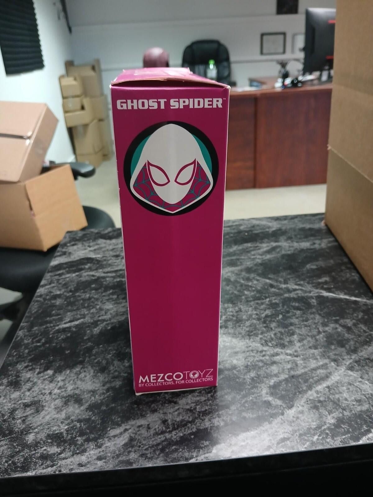 Other Ghost Spider One:12 Action Figure - MezCo Toyz Size ONE SIZE - 3 Thumbnail