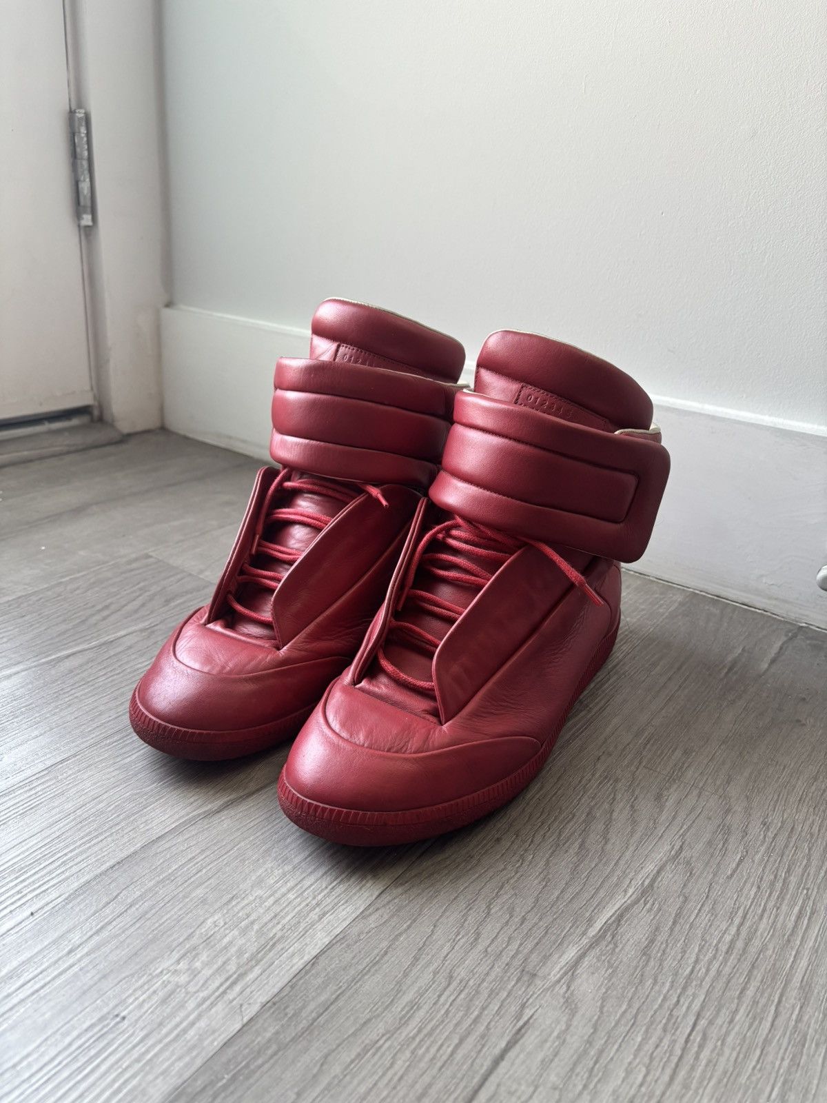 Maison Margiela Maison Margiela Future High Top Sneakers Triple Red 12 45 Size US 12 / EU 45 - 1 Thumbnail
