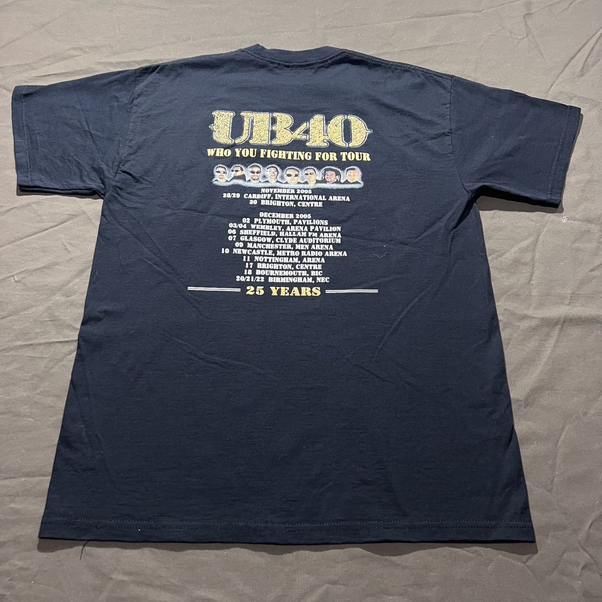 Band Tees Vintage Y2K UB40 Promo Tour Tee Reggae Dub music Size US L / EU 52-54 / 3 - 4 Thumbnail