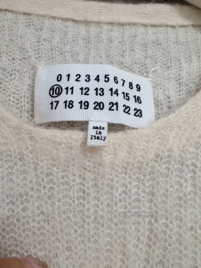 Maison Margiela Maison Margiela Milky white sweater Size US S / EU 44-46 / 1 - 2 Thumbnail