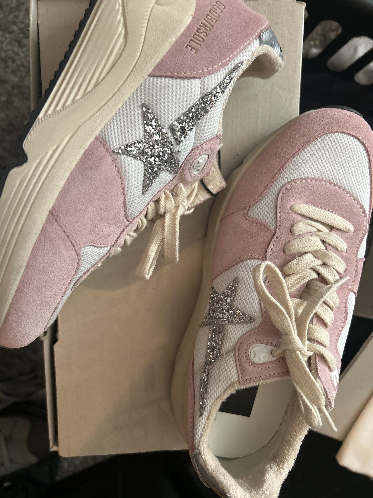 Golden Goose GOLDEN GOOSE/RUNNING SOLE SPEZZATA Size US 7 / IT 37 - 1 Thumbnail