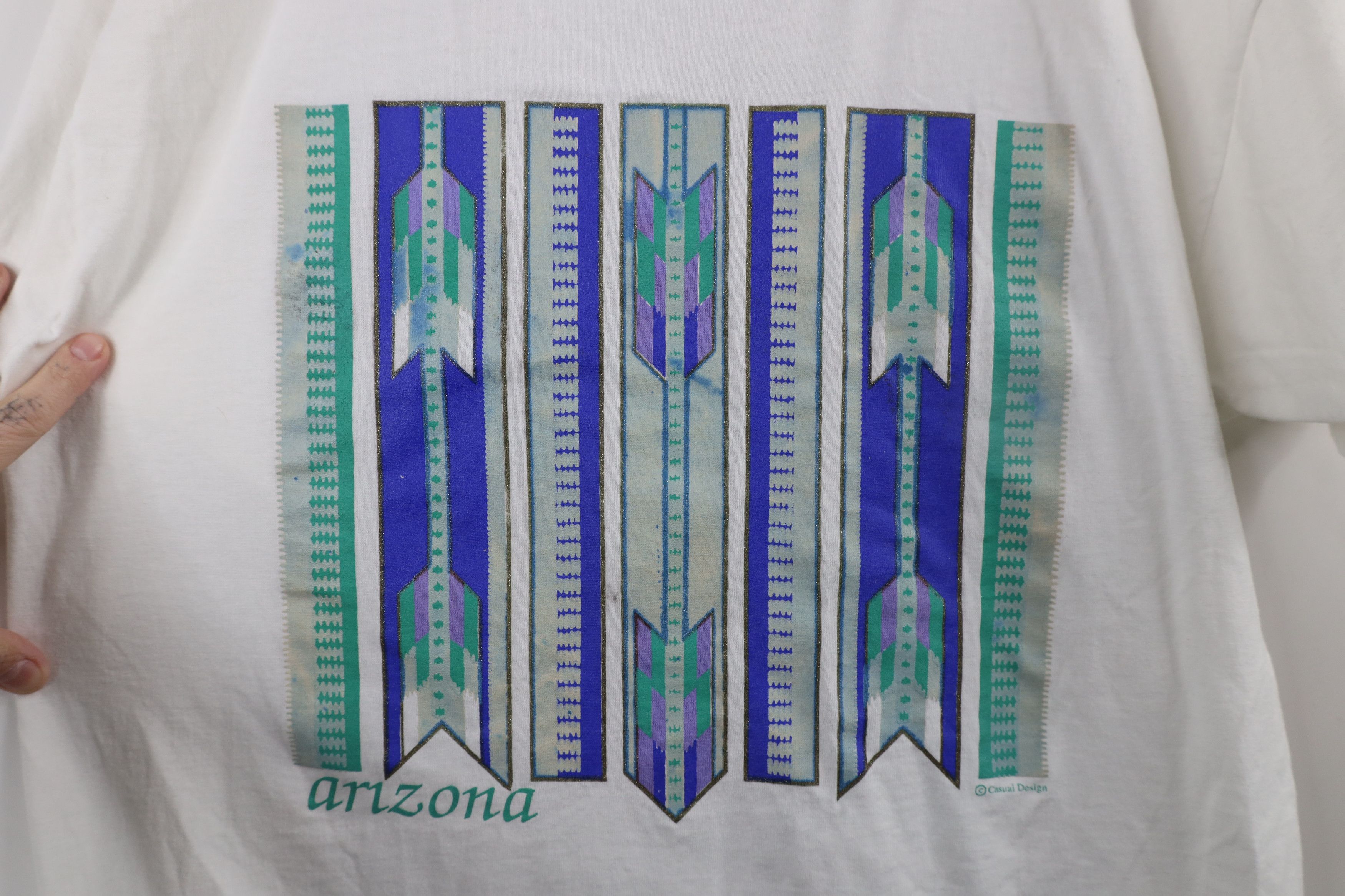 Vintage Vintage 90s Streetwear Arizona Southwestern Arrow T-Shirt Size US L / EU 52-54 / 3 - 4 Thumbnail