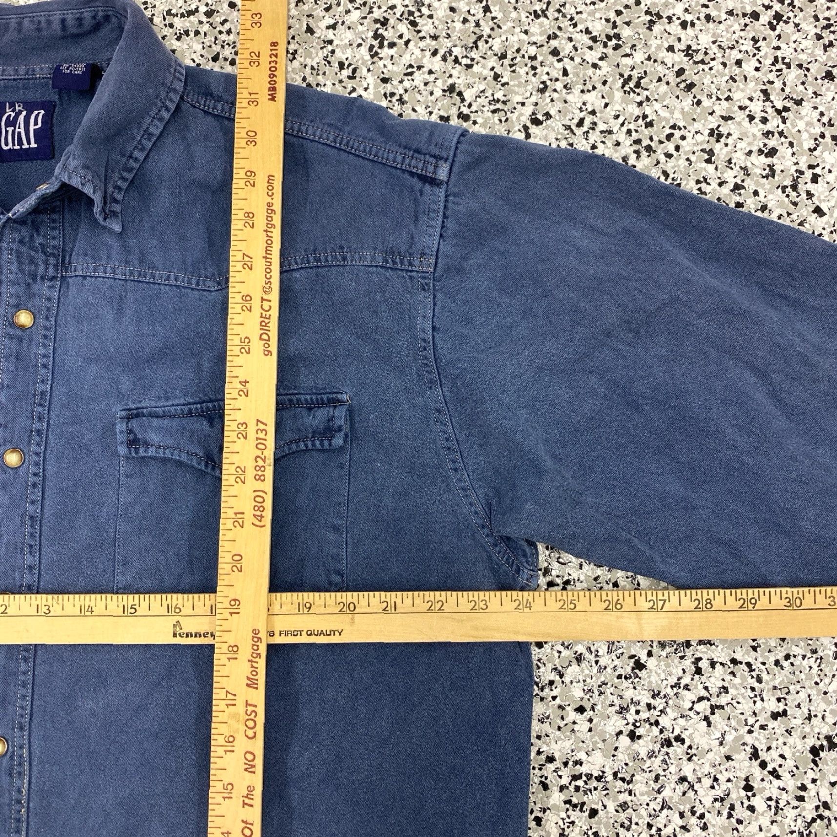 Gap VINTAGE Gap Shirt Mens XL Blue Denim Pearl Snap Shacket Heavyweight Y2K Cotton Size US XL / EU 56 / 4 - 2 Thumbnail