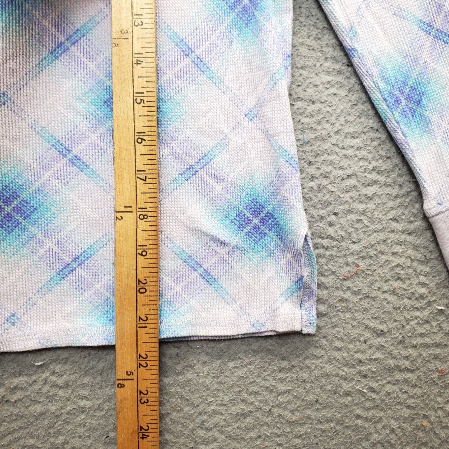 Victoria's Secret Victoria's Secret Sleepwear Top Womens XS Multicolor Plaid Round Neck Pullover Size XS / US 0-2 / IT 36-38 - 3 Thumbnail