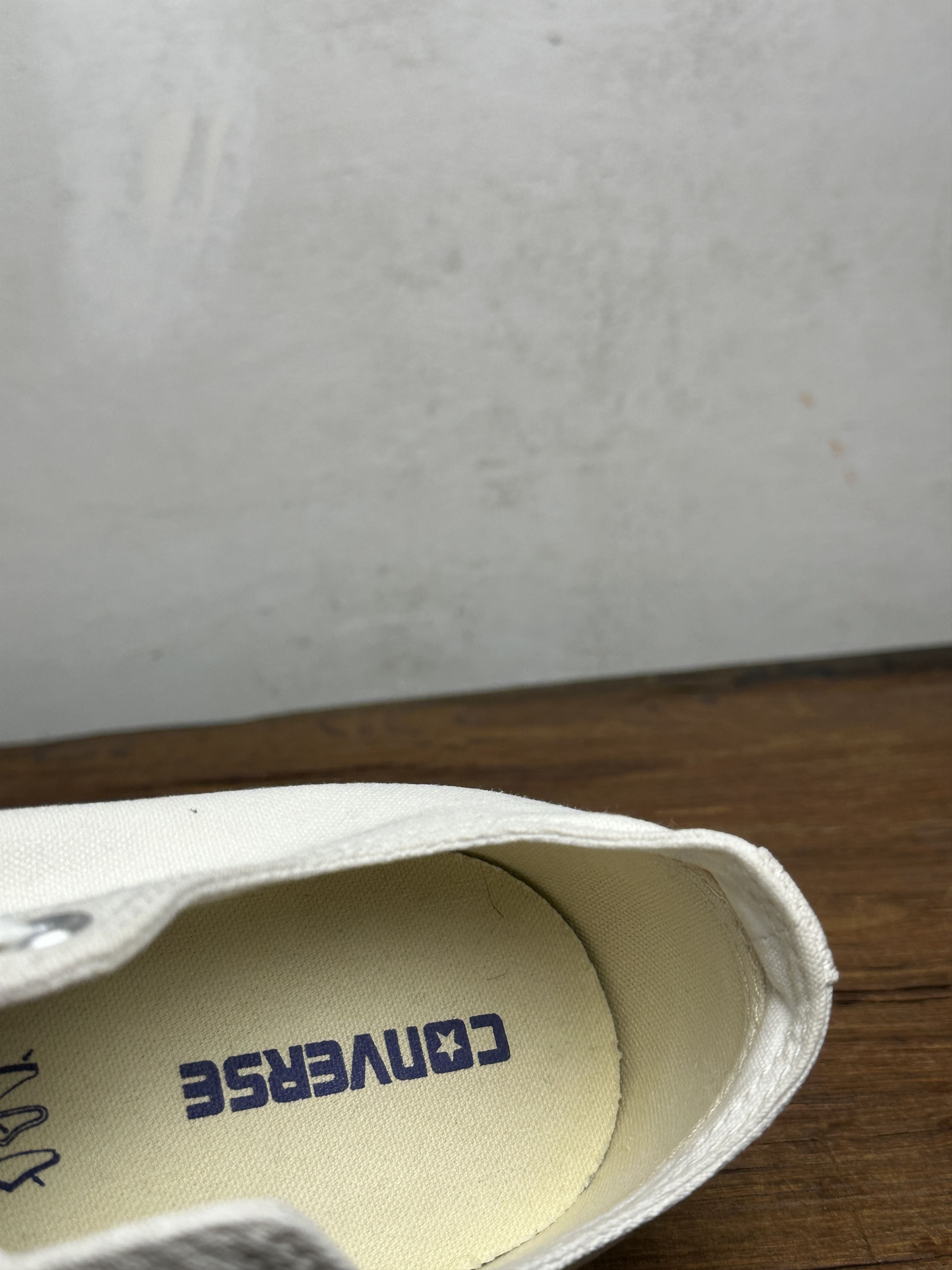 Converse Converse Chuck Taylor All Star Ox Optical White Size US 9.5 / EU 42-43 - 10 Thumbnail